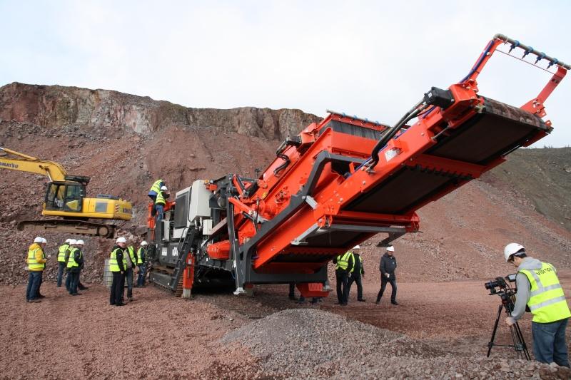 Sandvik Ltd T/As Sandvik Const Mobile Crushers/Screens E1884 Hub4