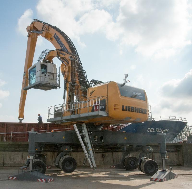 A Liebherr LH 120 M mobile material handler transforms handling at the