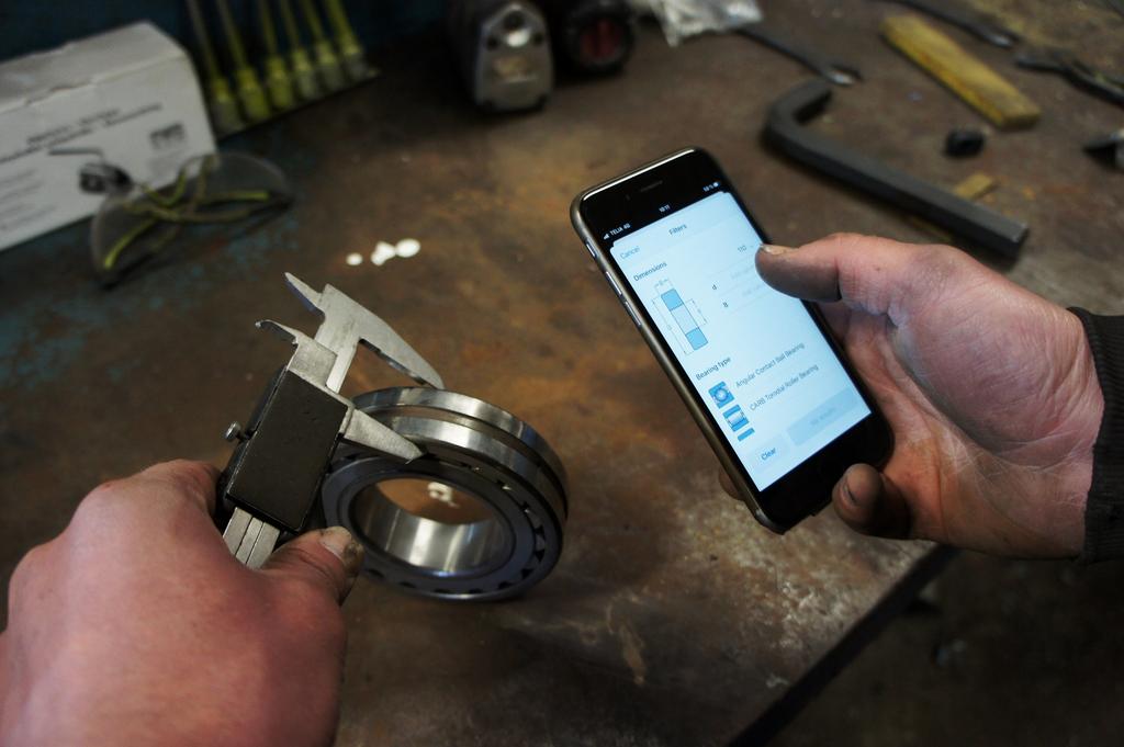 New mobile app from SKF simplifies bearing mounting Hub4