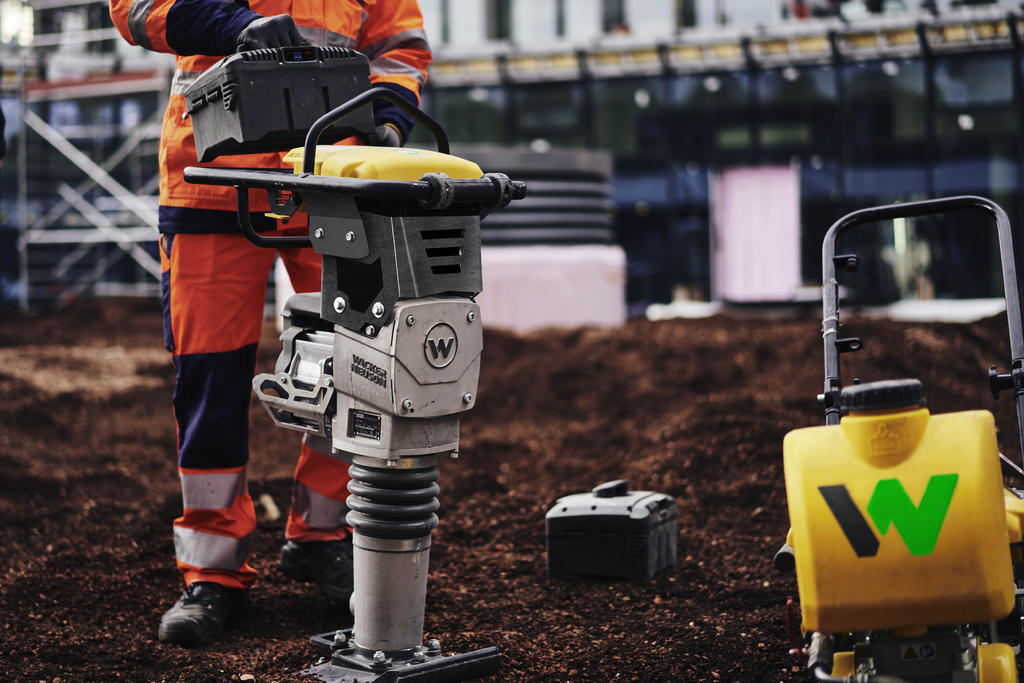 Wacker Neuson zero emission construction machines impress in Vienna | Hub-4