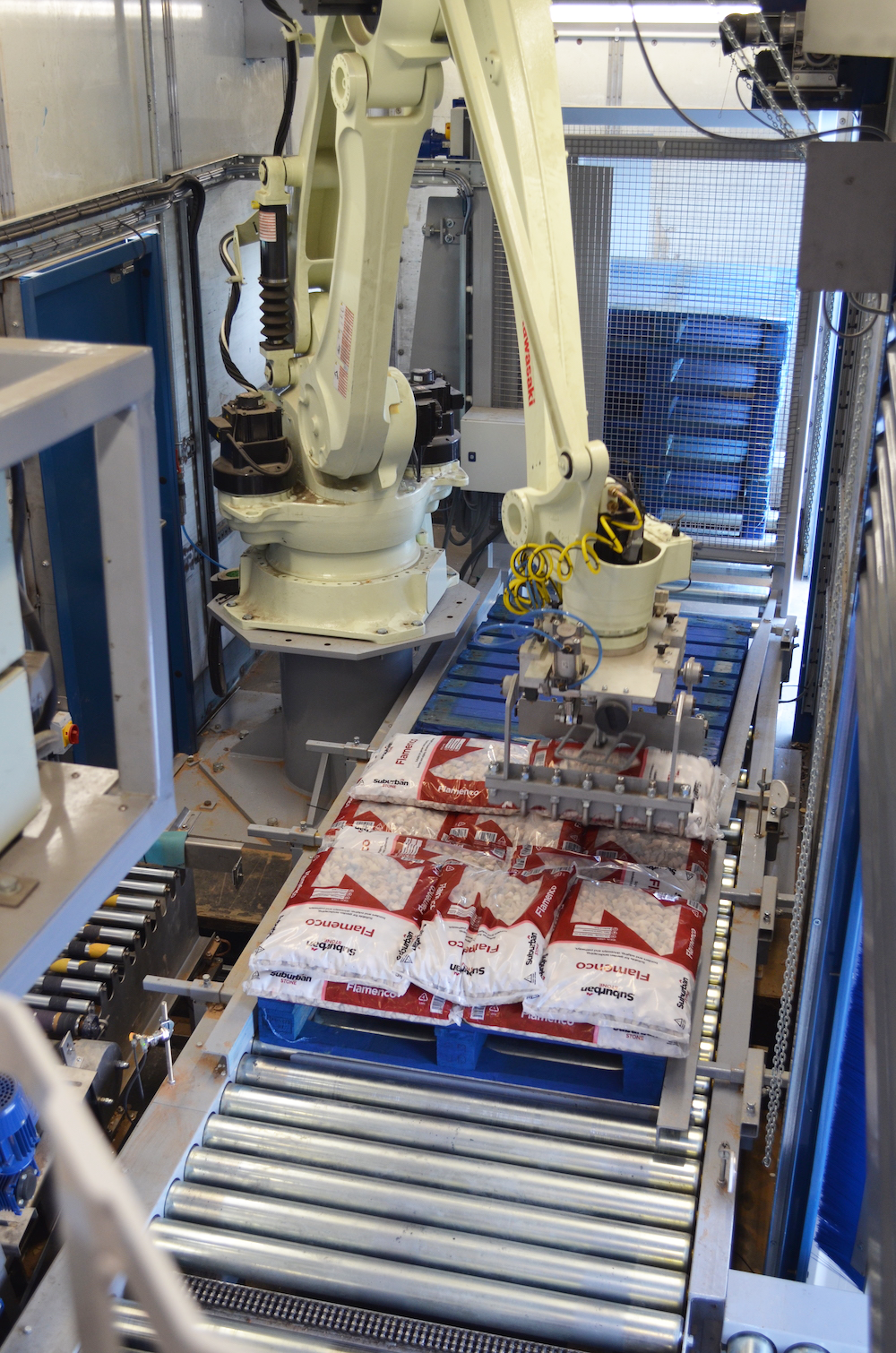 Aggregates R US orders second mobile bagging system | Hub-4