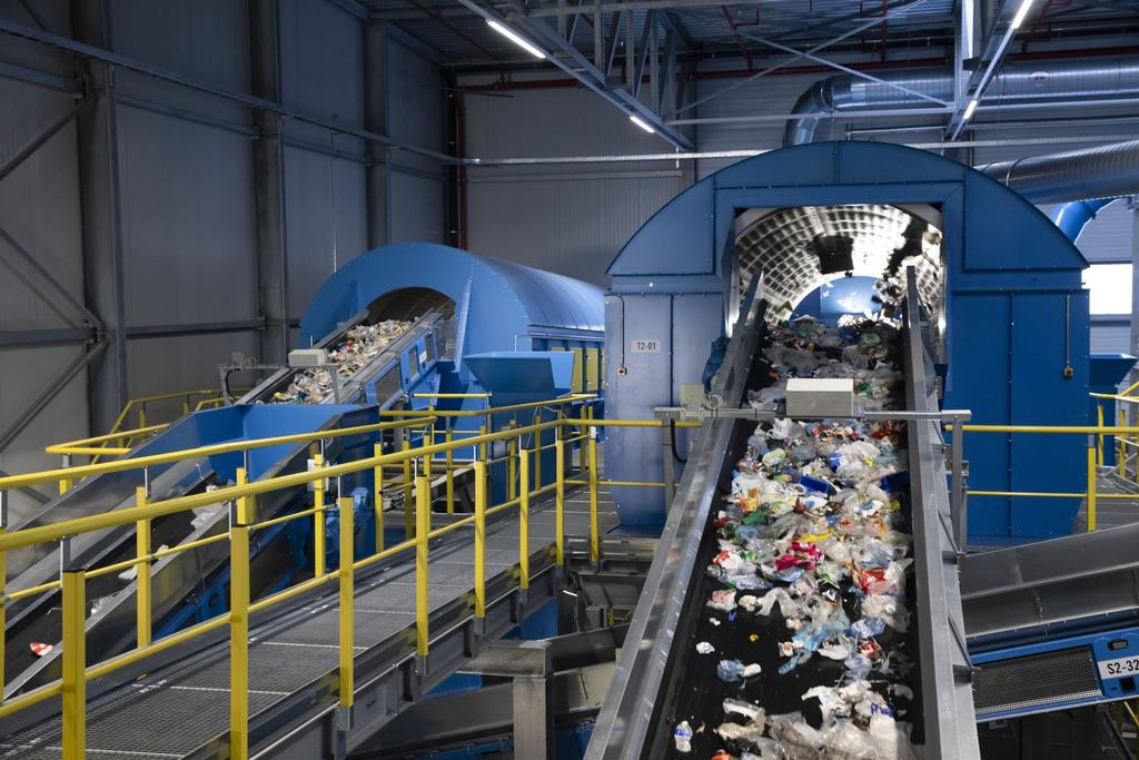 Dry recyclables and light packaging the sorting challenge Hub4