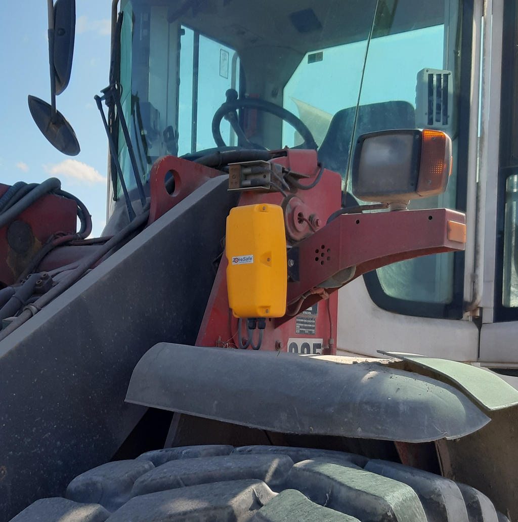 ZoneSafe Proximity Warning Systems (Avonwood) Hub4