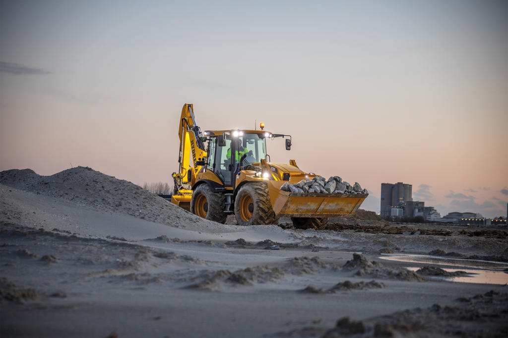 Hydrema points to a greener future with a new electric dump truck Hub4