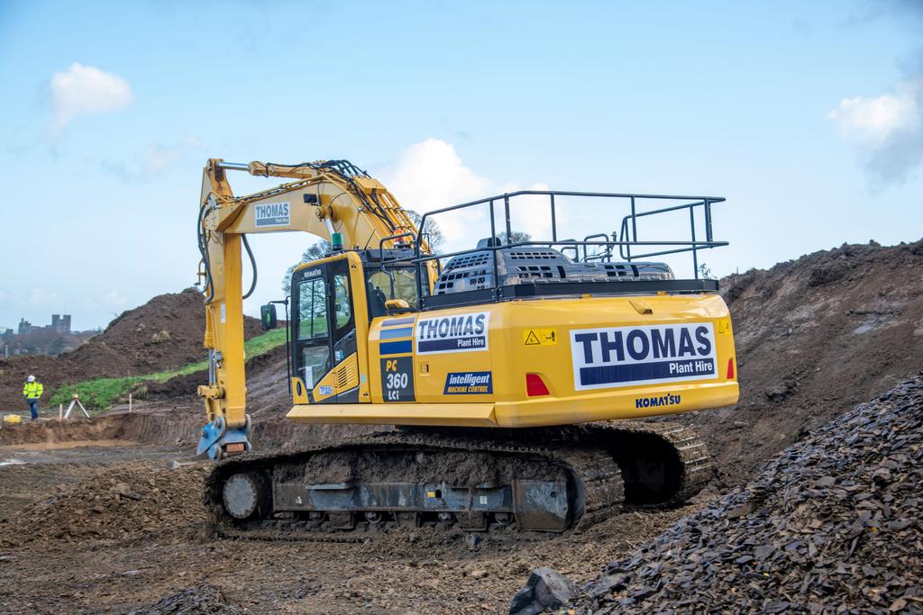 Thomas Plant Hire adopt Xwatch Hub4
