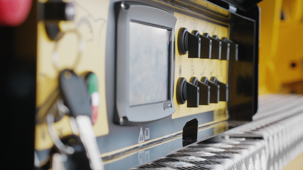 TANA brings decades of experience. Hub4