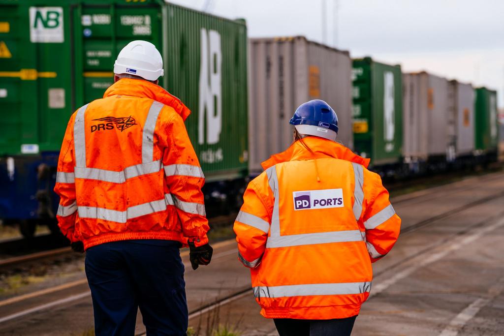 New Teesport to Manchester direct rail freight service makes its first ...