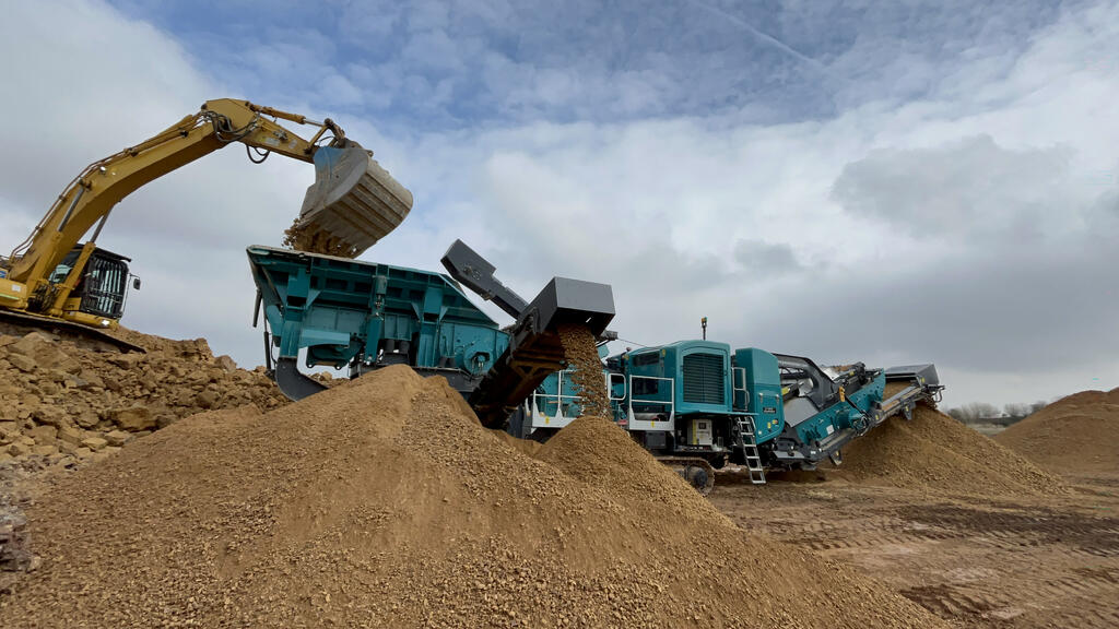 PowerX Equipment – Driving Performance for the Aggregate Industry | Hub-4
